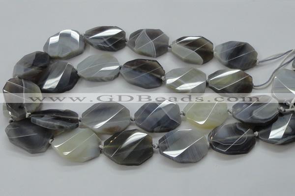 CAA263 25*30mm twisted & faceted octagonal grey line agate beads