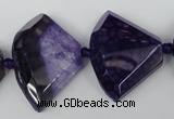 CAG5583 15 inches 20*30mm faceted triangle dragon veins agate beads