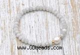 CFB721 faceted rondelle white crazy lace agate & potato white freshwater pearl stretchy bracelet