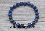 CGB7524 8mm blue tiger eye bracelet with skull for men or women