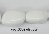 CNG72 15.5 inches 10*16mm - 25*35mm nuggets white agate beads