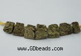 CTD823 Top drilled 20*30mm - 35*45mm trapezoid agate beads