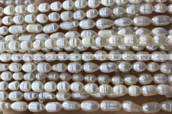 PEAR11 14 inches 4mm – 5mm white freshwater pearl beads