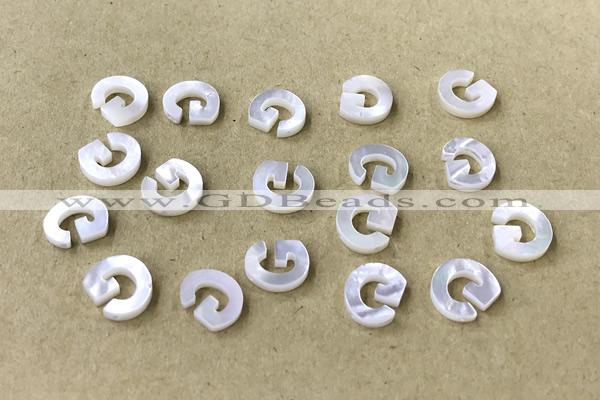 Shel21 9*10mm Natural White Shell Alphabet Letter Pendant